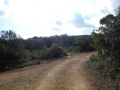 Croisement GR36A / Corbières
