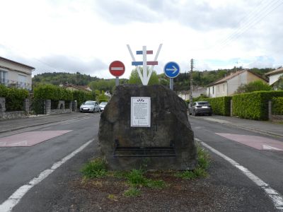 Vue stèle Gaulle