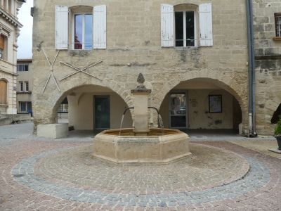 Vue fontaine Aimargues