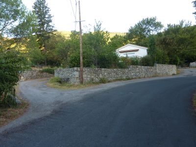 Intersection fin village