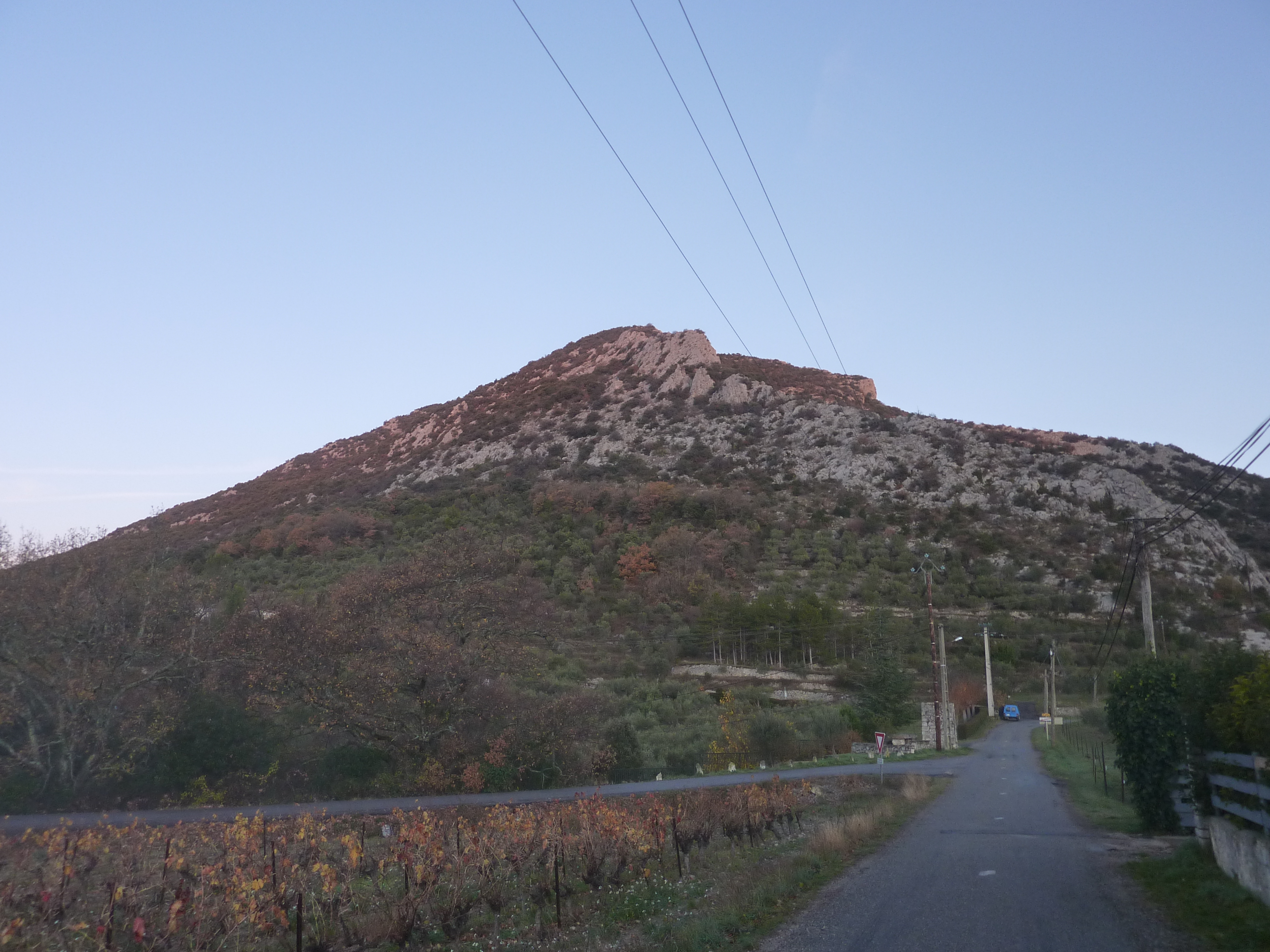 25 Rue De La Montagne De La Fage Topo randos montagne | Montagne de la Fage (931 m) et Montagne des  Cagnasses (725 m) par les Gorges de la Cadière, le Prieuré Saint-Martin et  Cézas depuis la Cadière-et-Cambo