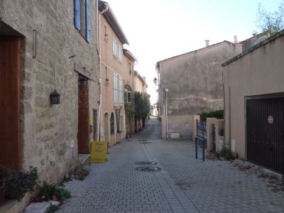 Vue ruelle Saint-Quentin-la-Poterie 2