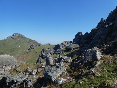 Croisement chemin Mondarrain