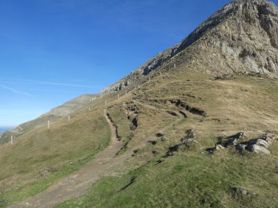 Croisement sentier frontière