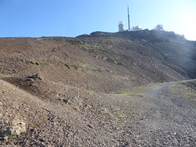 Croisement cairn