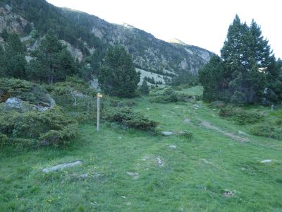 Croisement chemins balisés Estany