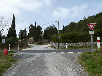 Intersection entrée Vingrau retour