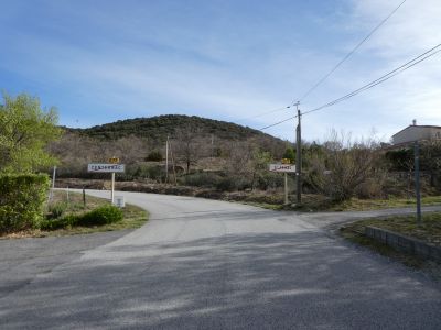 Croisement sortie Saint-Arnac
