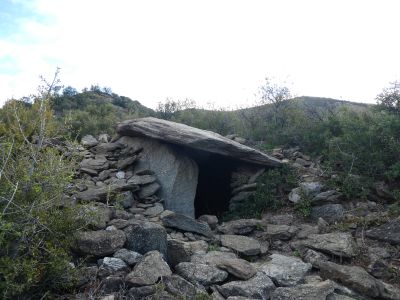 Vue dolmen Garrollar