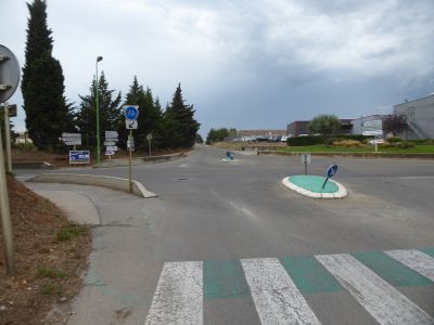 Intersection route Arles