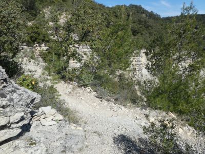 Croisement accès Aven Clarensac 2